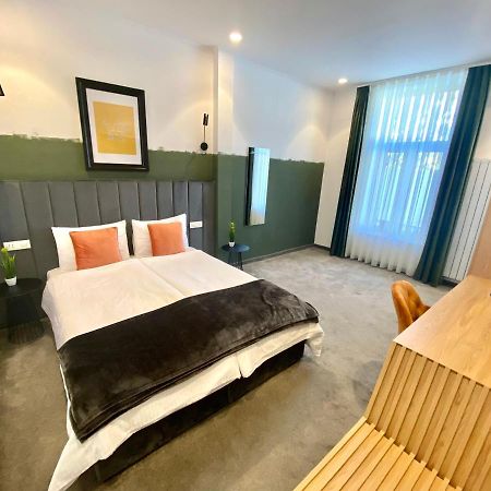 Victoria Rooms Oradea Luaran gambar
