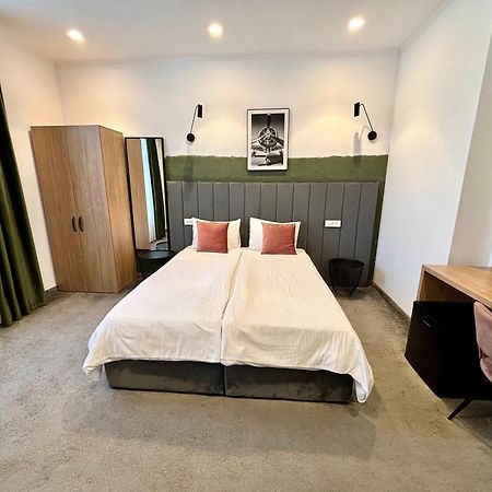 Victoria Rooms Oradea Luaran gambar