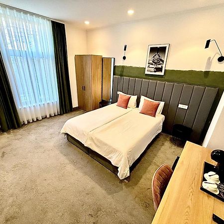 Victoria Rooms Oradea Luaran gambar