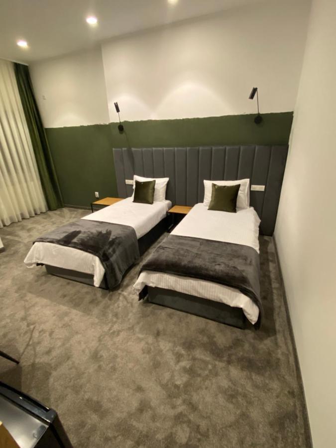Victoria Rooms Oradea Luaran gambar