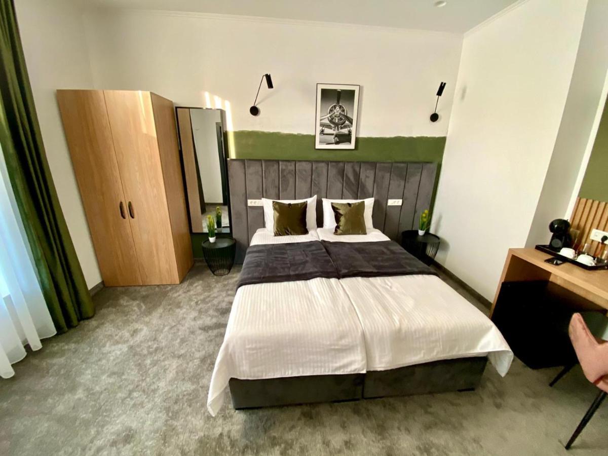 Victoria Rooms Oradea Luaran gambar