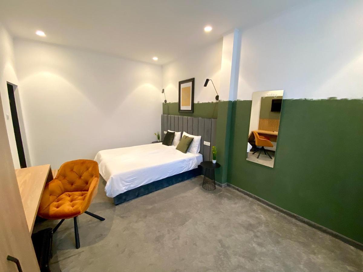 Victoria Rooms Oradea Luaran gambar