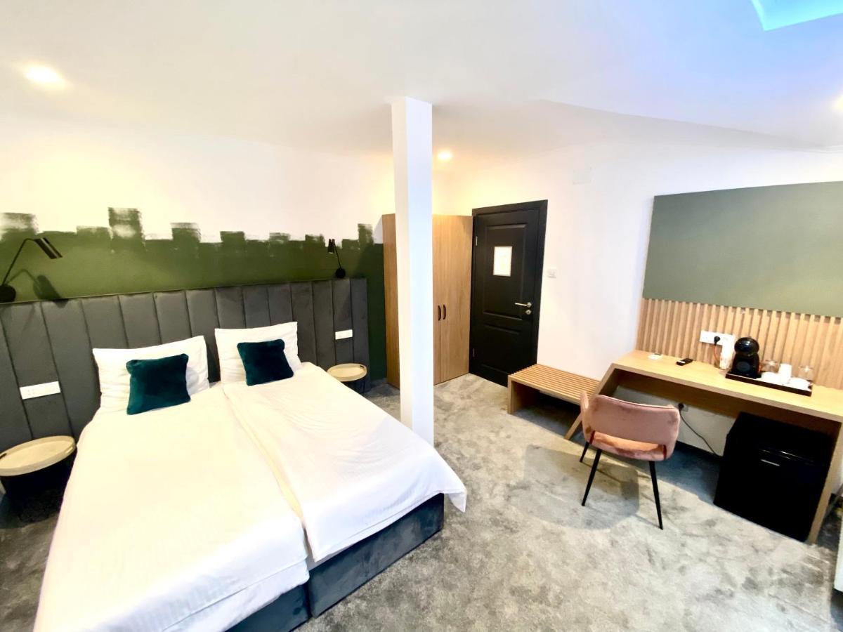 Victoria Rooms Oradea Luaran gambar