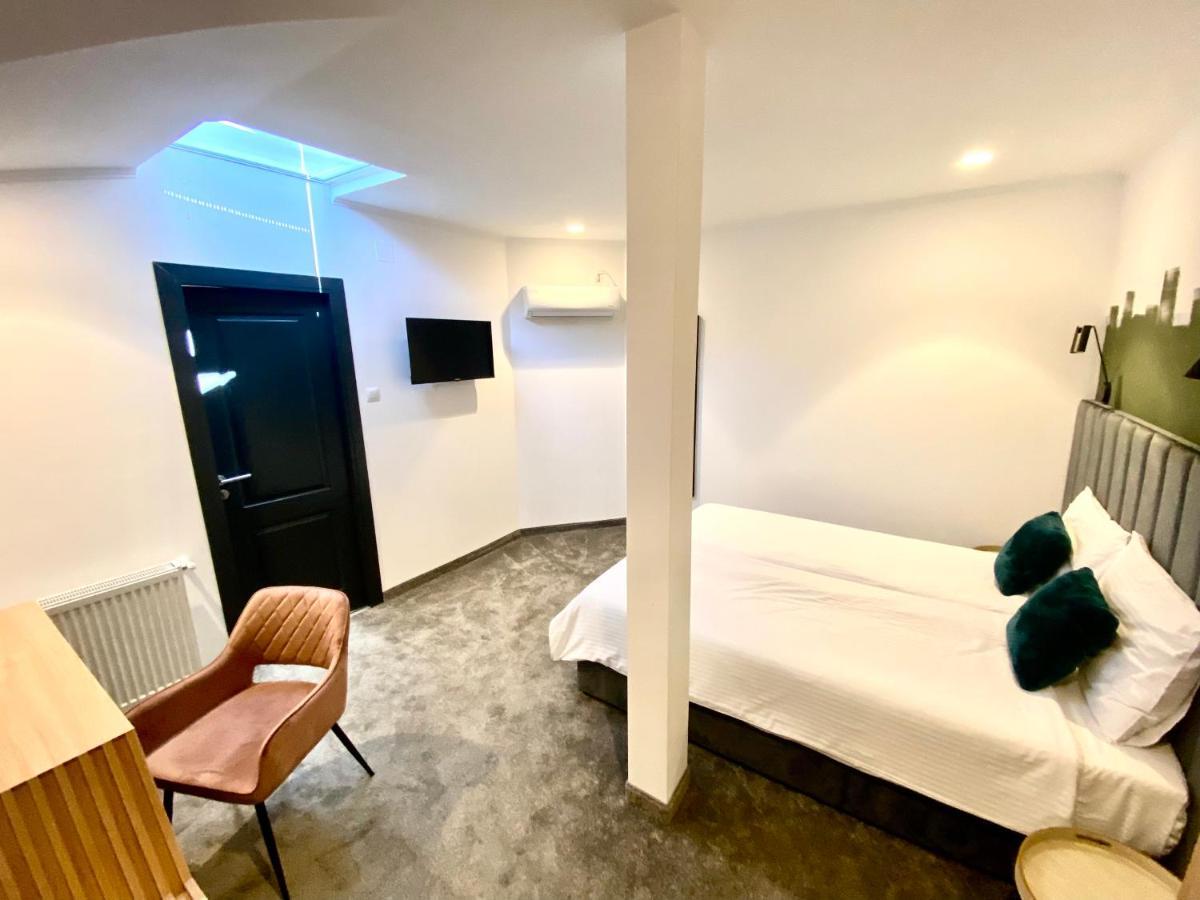 Victoria Rooms Oradea Luaran gambar