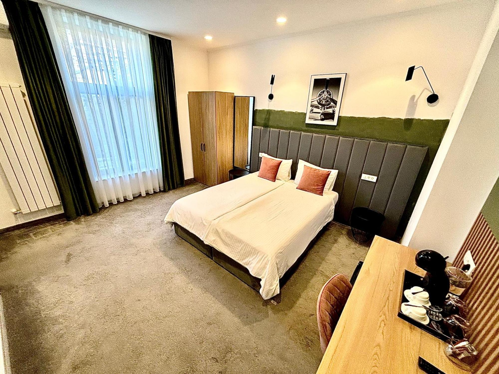 Victoria Rooms Oradea Luaran gambar